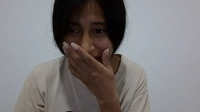Pocahontas_Honey webcam
