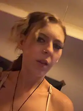 Alina-420 webcam