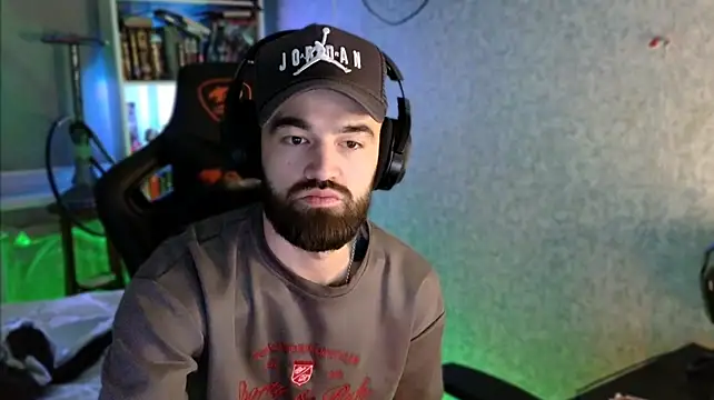 _Serious_Man webcam