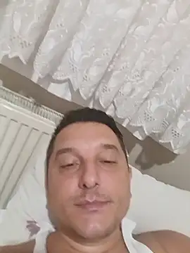 mertkarassu webcam