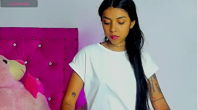 dahiiangomezz webcam