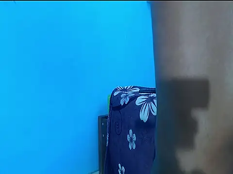 smallmerry21 webcam