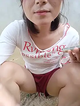 Linda-yiyi webcam