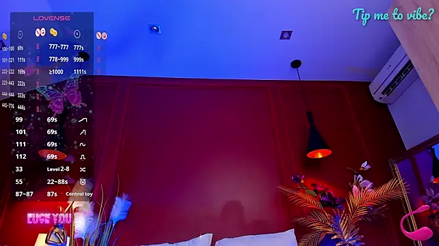 Mayzzie webcam