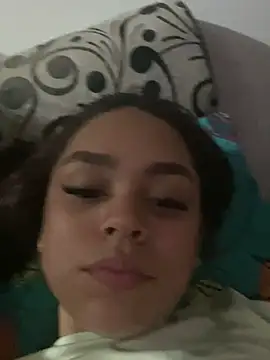 CarolineFyre webcam
