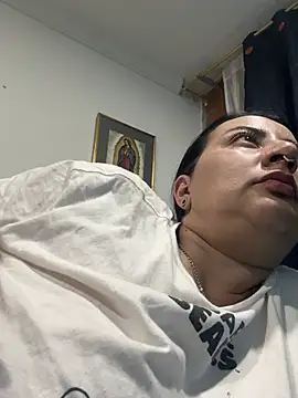 Abril_Luv webcam