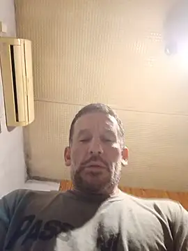 hernan198o live sex cam