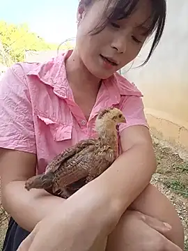 Linda-yiyi webcam