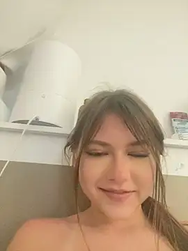 Finally18Cicii live sex cam