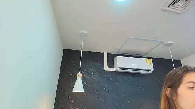 kissme_luna webcam
