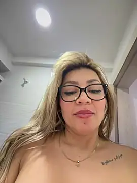 DIANITA_1988's live cam