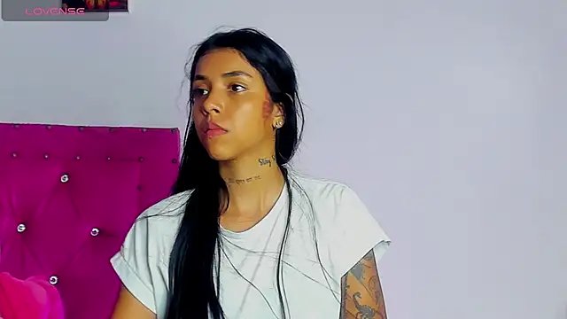 dahiiangomezz webcam
