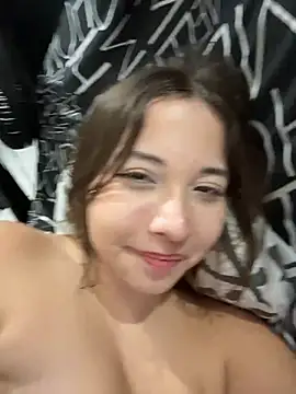 AliciaWhite_nt webcam