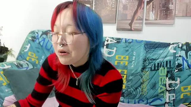 Cute__Kiko webcam