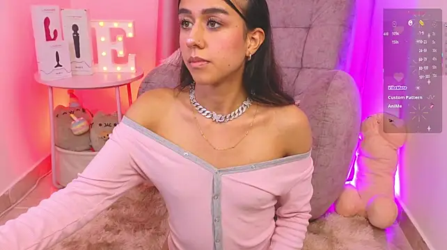 Emiily_Scott1 🌹 free webcam