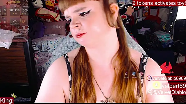 VelvetDiablo webcam