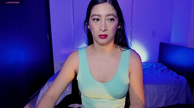MeganWhite3 ♎ naked cam