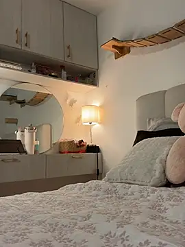 missani 🐜 live sex chat