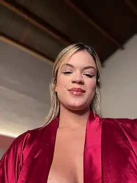 Alisha-Bond webcam