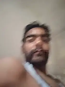 ShowedWringer webcam