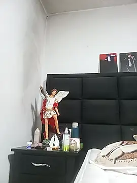 MaryRoze_ webcam
