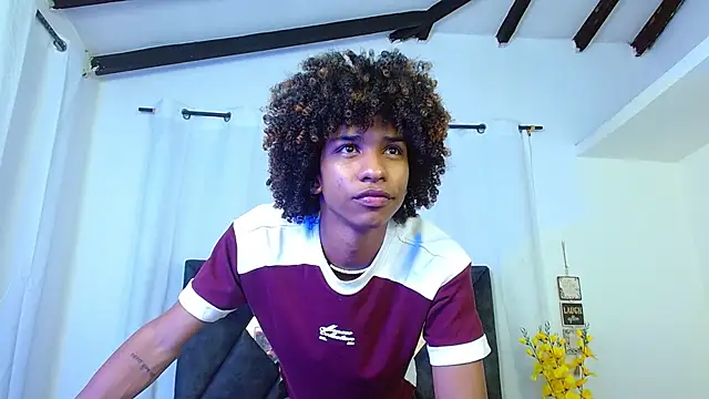 angelll18_ webcam