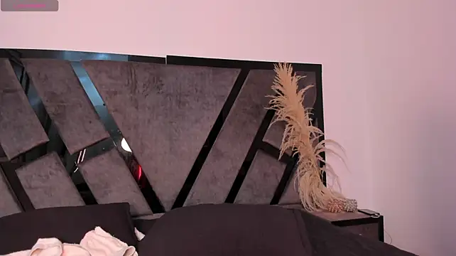 MelodyPrice webcam
