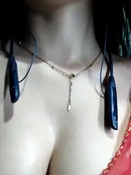 Luvina5829 webcam