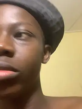 bolale001 (M twink) - Big cum on your mouth 🍆💦
