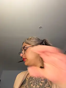 rae_lil_white (G young) - 🔥FUCK MY WETPUSSY DADDY AND MAKEME CUM