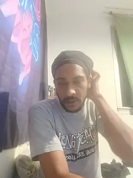 Mikaaa97 webcam