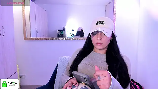EricaVanderhill webcam