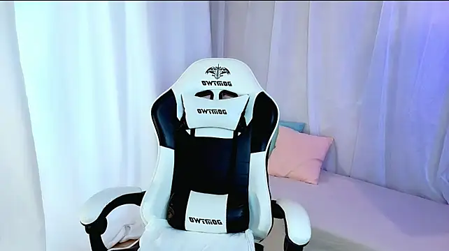 Lily_Daviss webcam