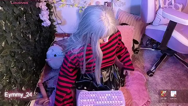 Eymmy_24 webcam
