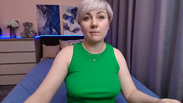 BlondPearl webcam