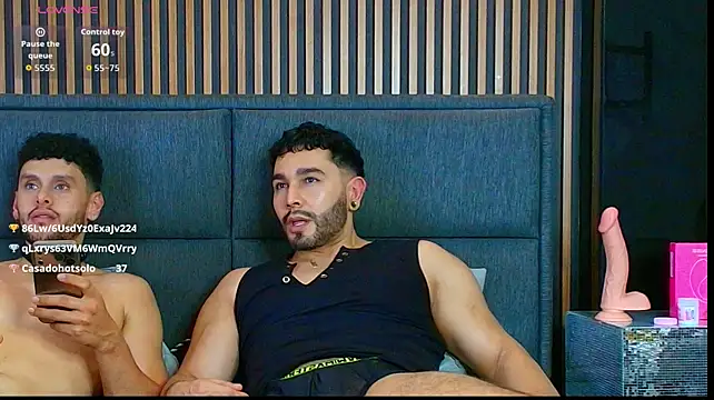 Martin_and_Santiago live sex cam