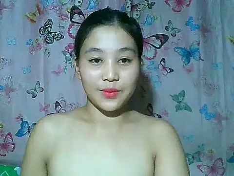 SexyAsianPussy4u webcam