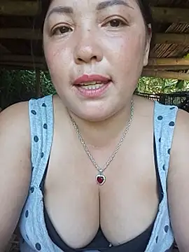 sary-hot2x webcam