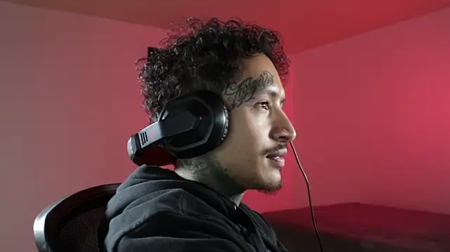 trieone webcam