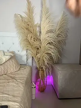 celeste_amber (F young) - Control toy X10 min and fuck pussy😈
