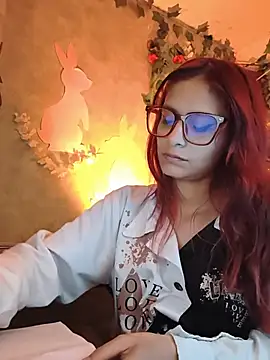 RedMeloddy 🍁 webcam chat