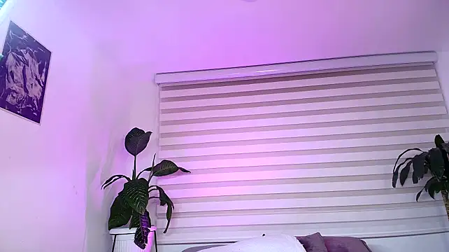 Sky_Intimate webcam