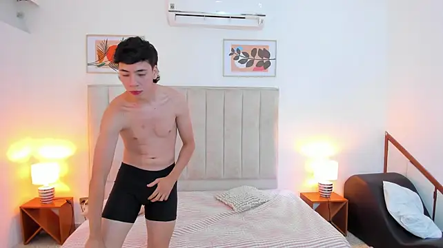 Couple_HotW webcam