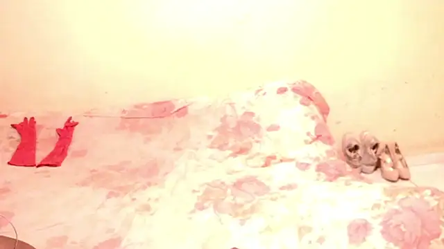 Queen_BootyXXX webcam