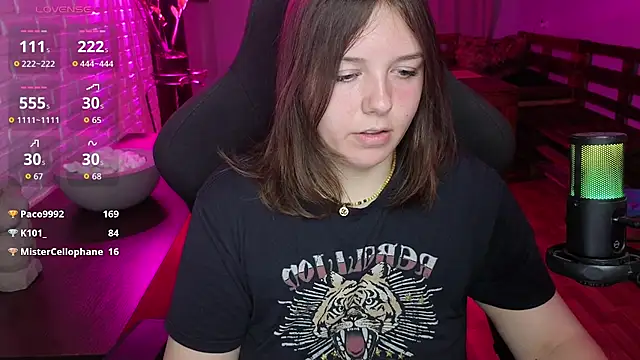 XNirvanaX webcam