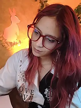 RedMeloddy 🍁 webcam chat