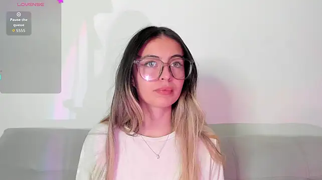 Fernanda_aaaa 🌑 live chat