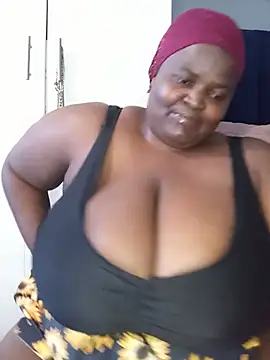 ChubbyLucia webcam