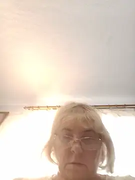 Elena_Beautiful784 webcam