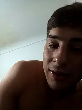 jhonluck2 live cam on StripChat